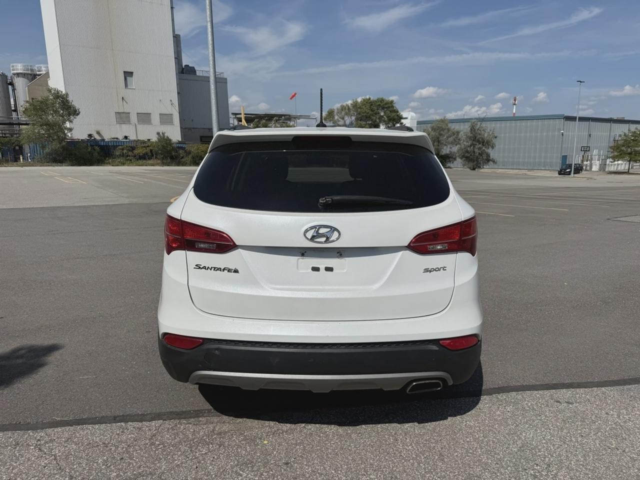 2015 Hyundai Santa Fe Sport Premium Photo