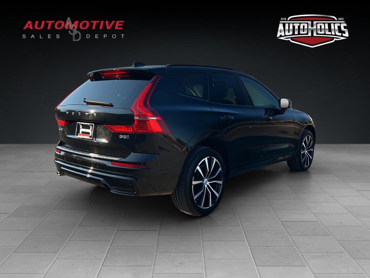 2024 Volvo XC60 B5 Plus Awd Dark Theme Photo