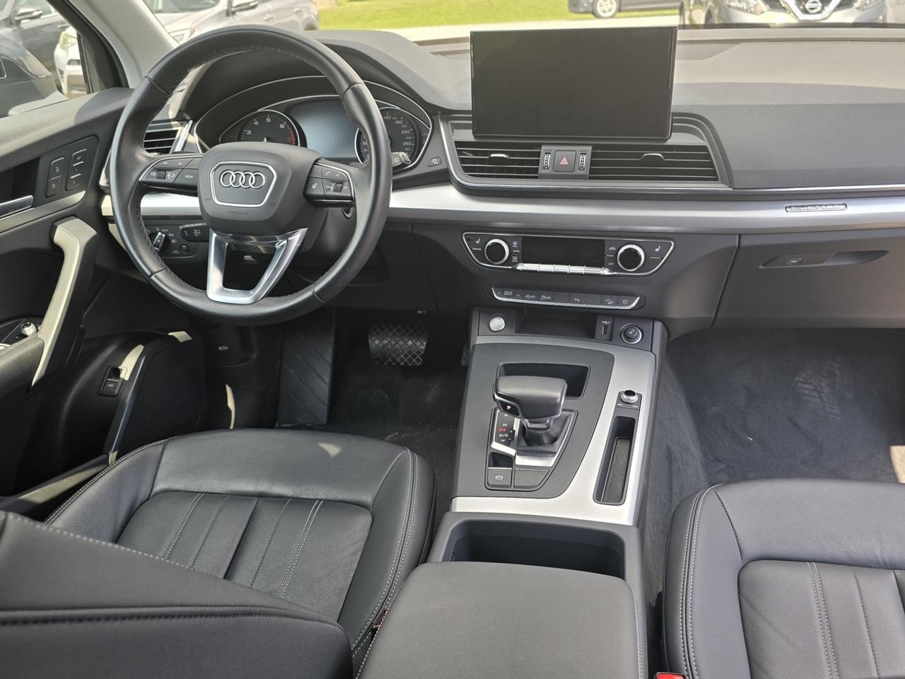 2022 Audi Q5 Komfort Photo
