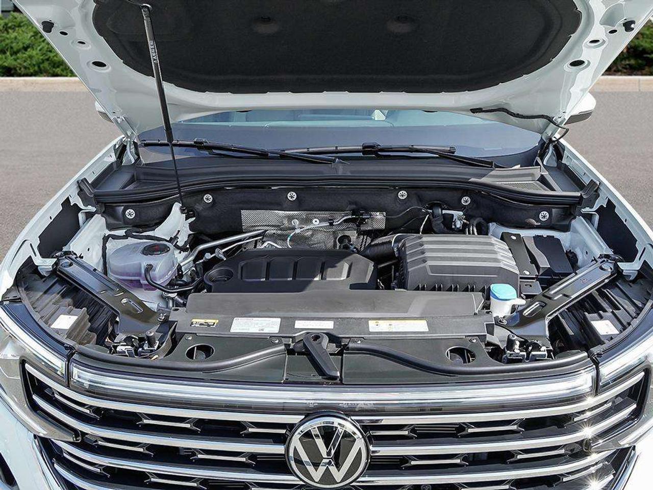2026 Volkswagen Atlas 2.0 TSI Highline  VW Certified Carplay Photo
