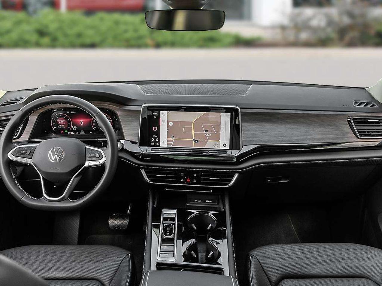 2026 Volkswagen Atlas 2.0 TSI Highline  VW Certified Carplay Photo