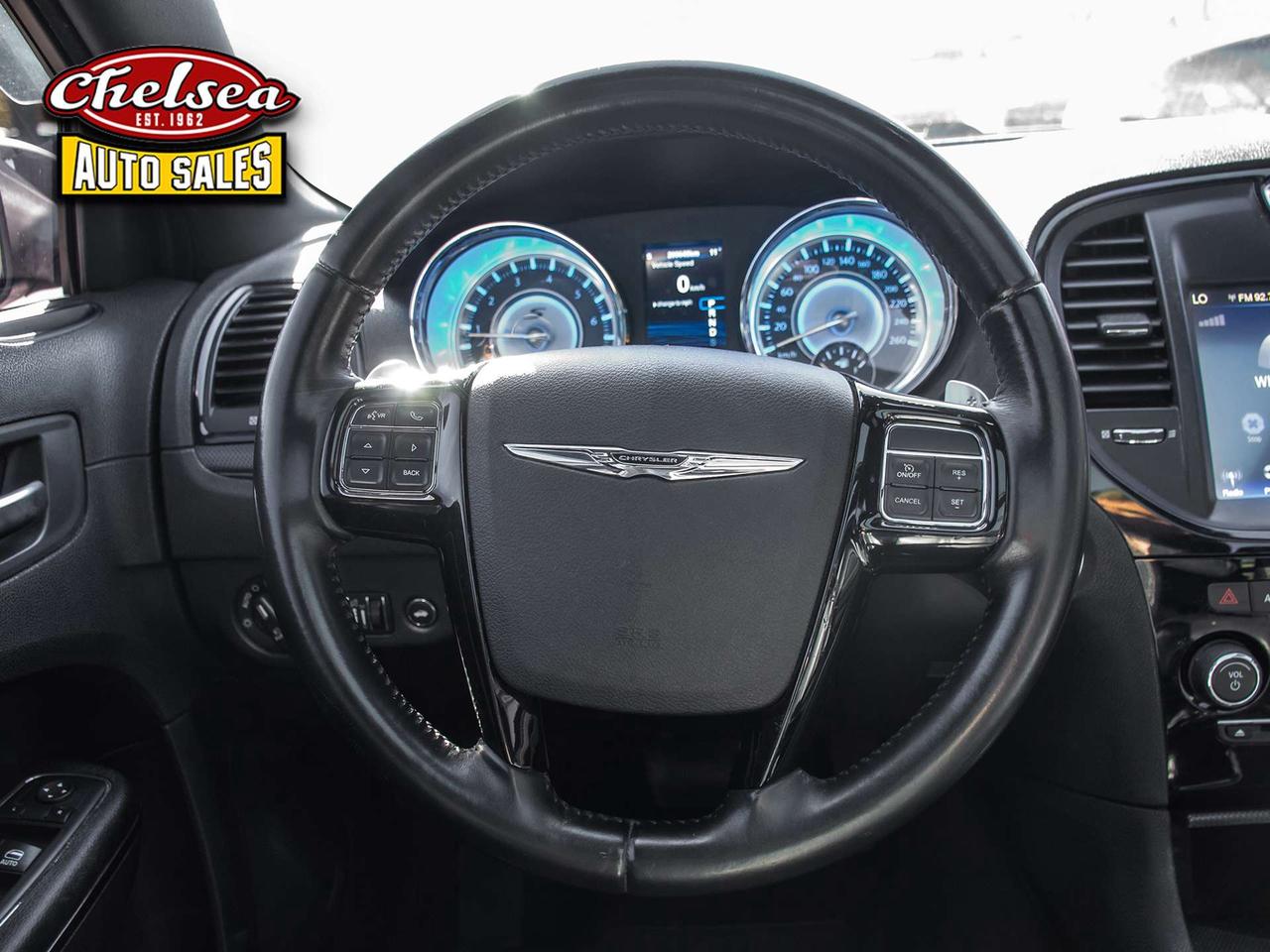 2014 Chrysler 300 S V6 RWD Photo