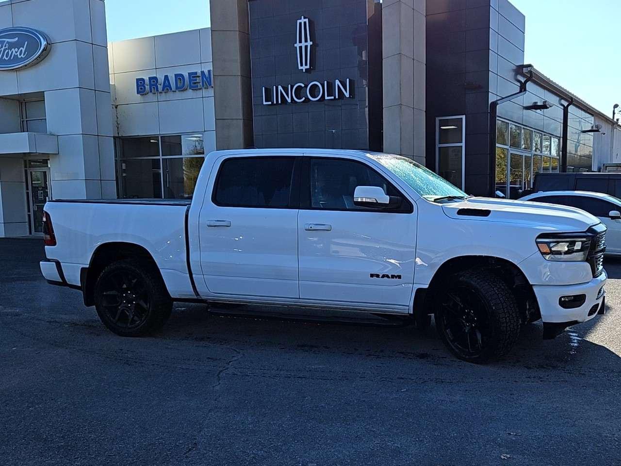 2021 RAM 1500 SPORT   CREW CAB   5.7L V8    4X4 Photo