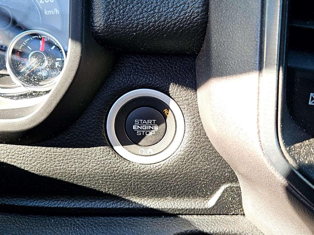 2021 RAM 1500 SPORT   CREW CAB   5.7L V8    4X4 Photo
