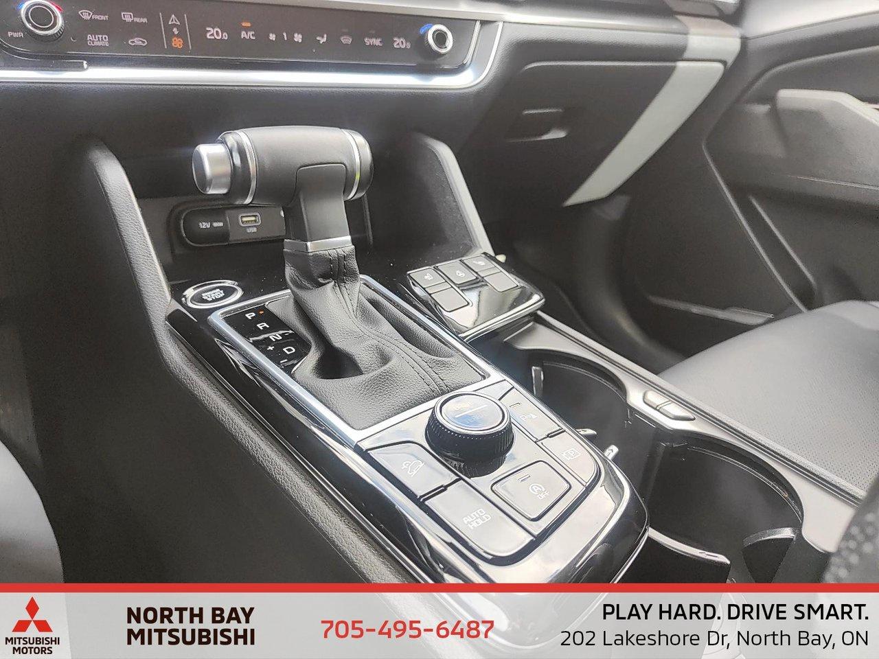 2023 Kia Sportage EX Photo