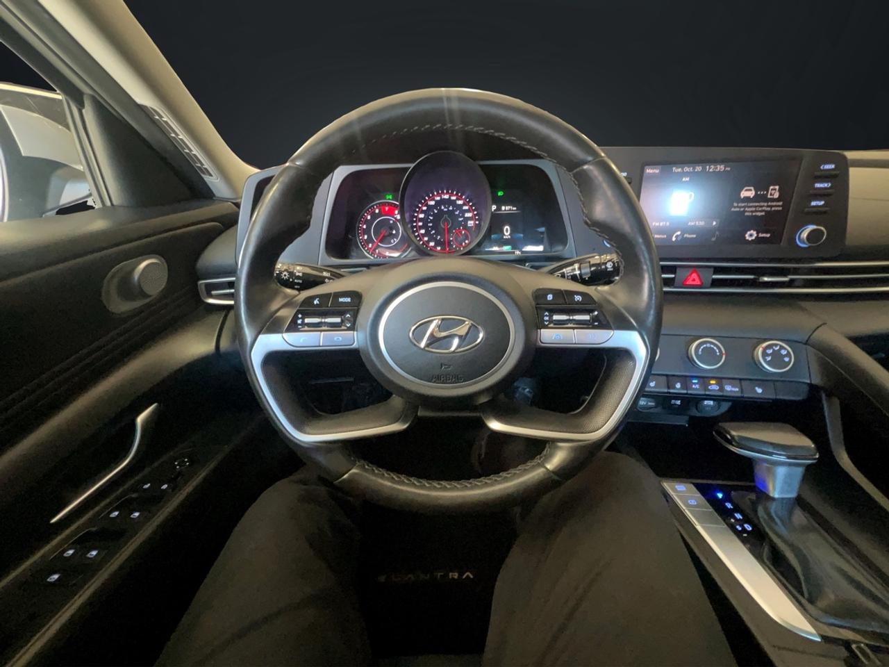 2023 Hyundai Elantra SEL Photo
