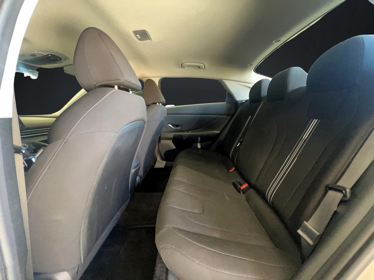 2023 Hyundai Elantra SEL Photo