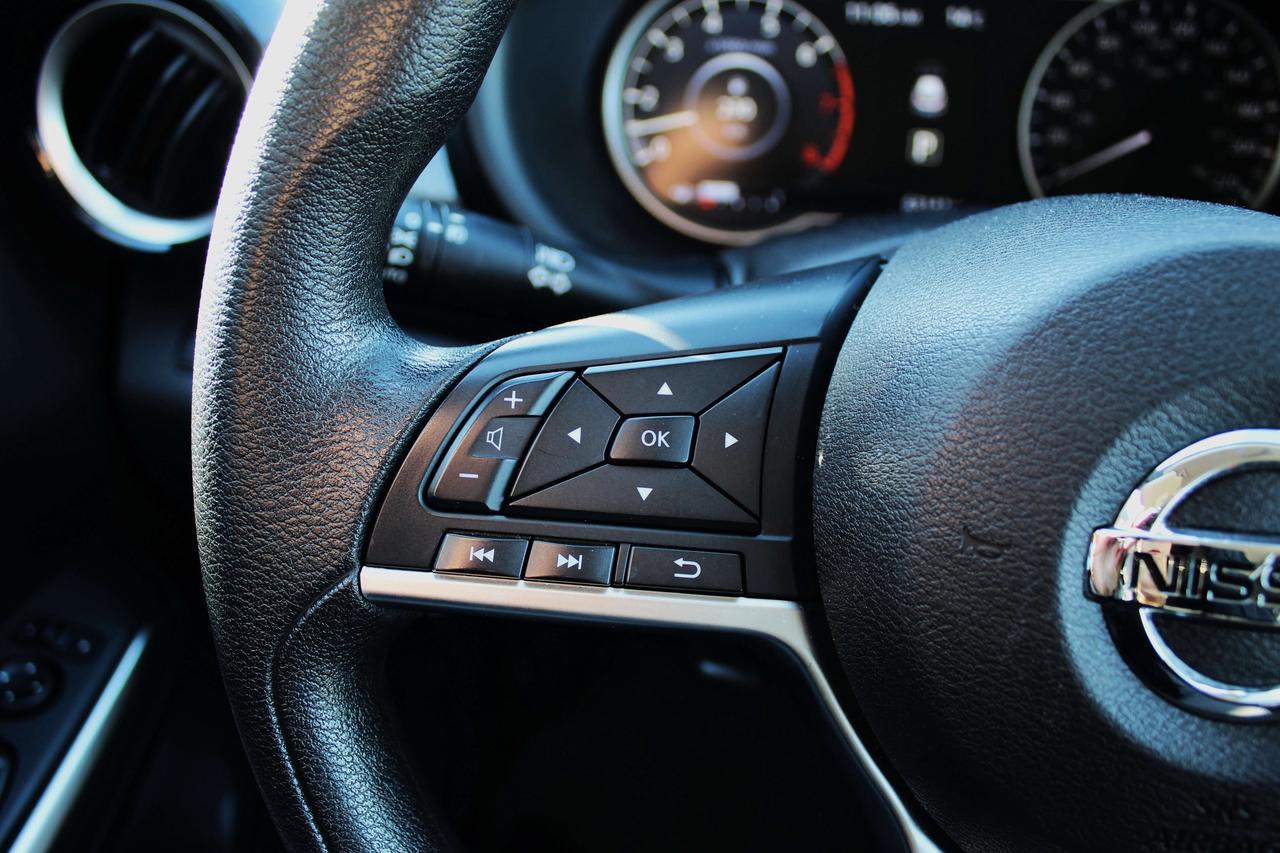 2019 Nissan Kicks S Photo