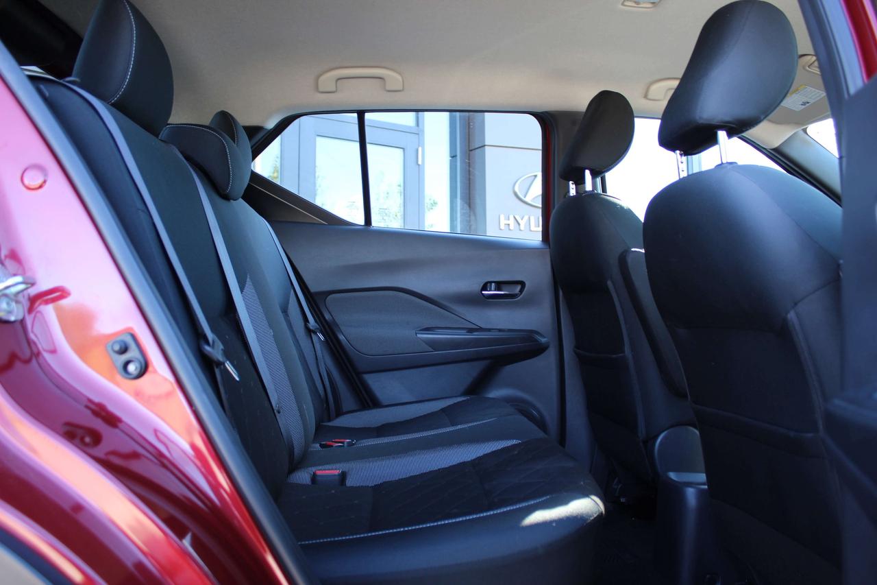 2019 Nissan Kicks S Photo