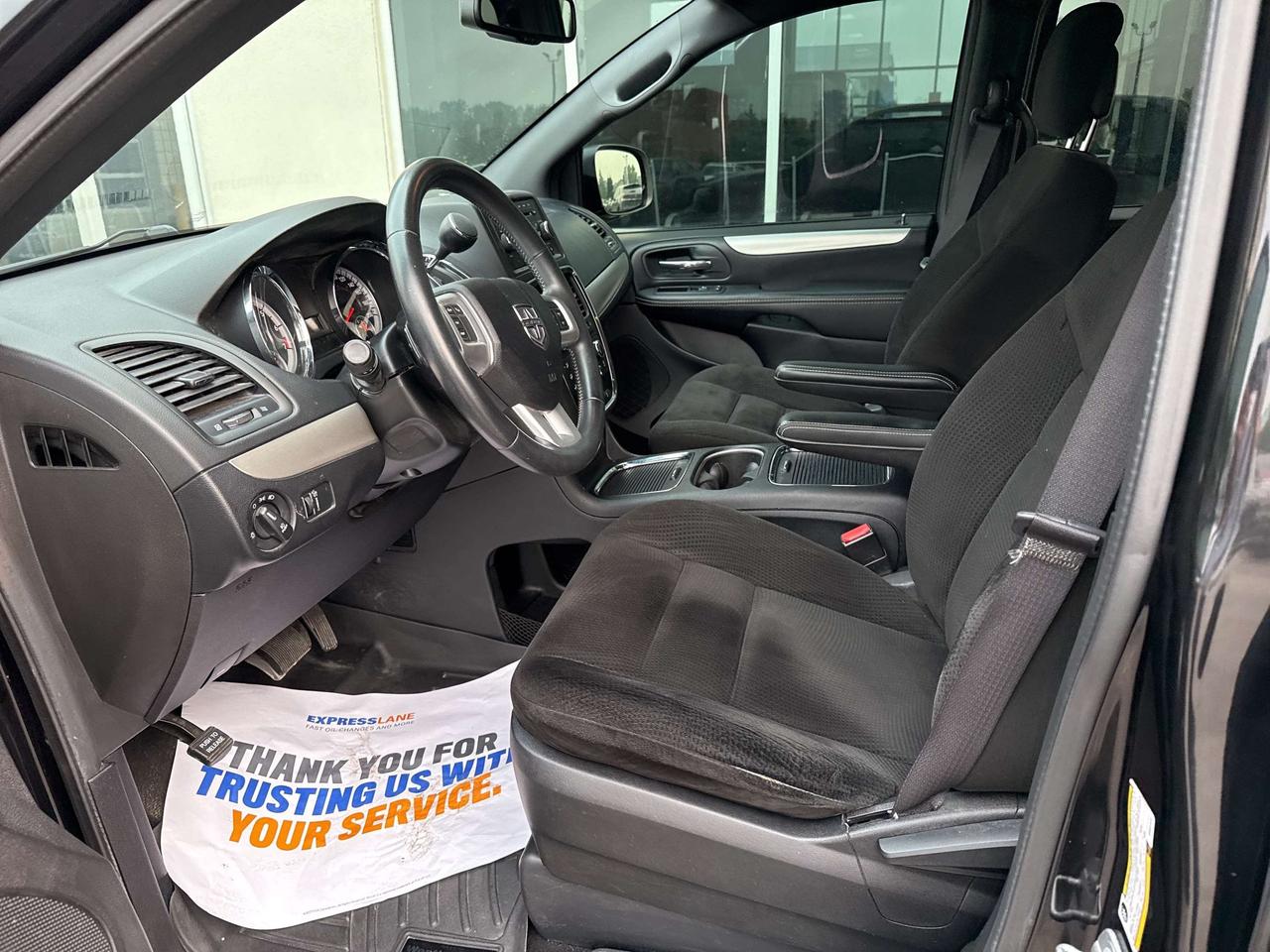 2016 Dodge Grand Caravan SXT Photo