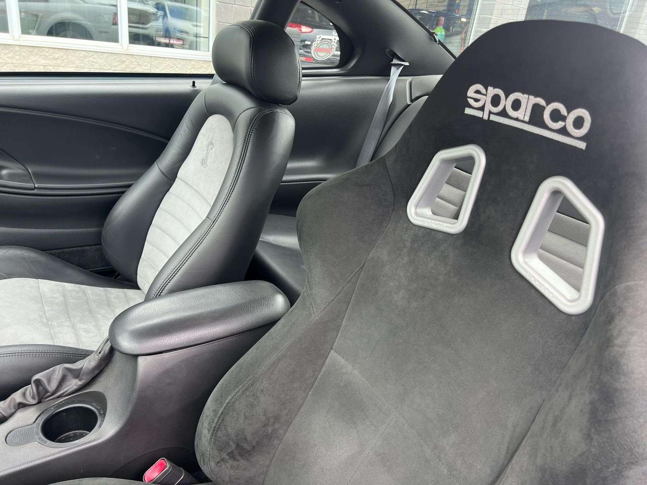 2001 Ford Mustang 2dr Cpe SVT Cobra only 36834kms Photo