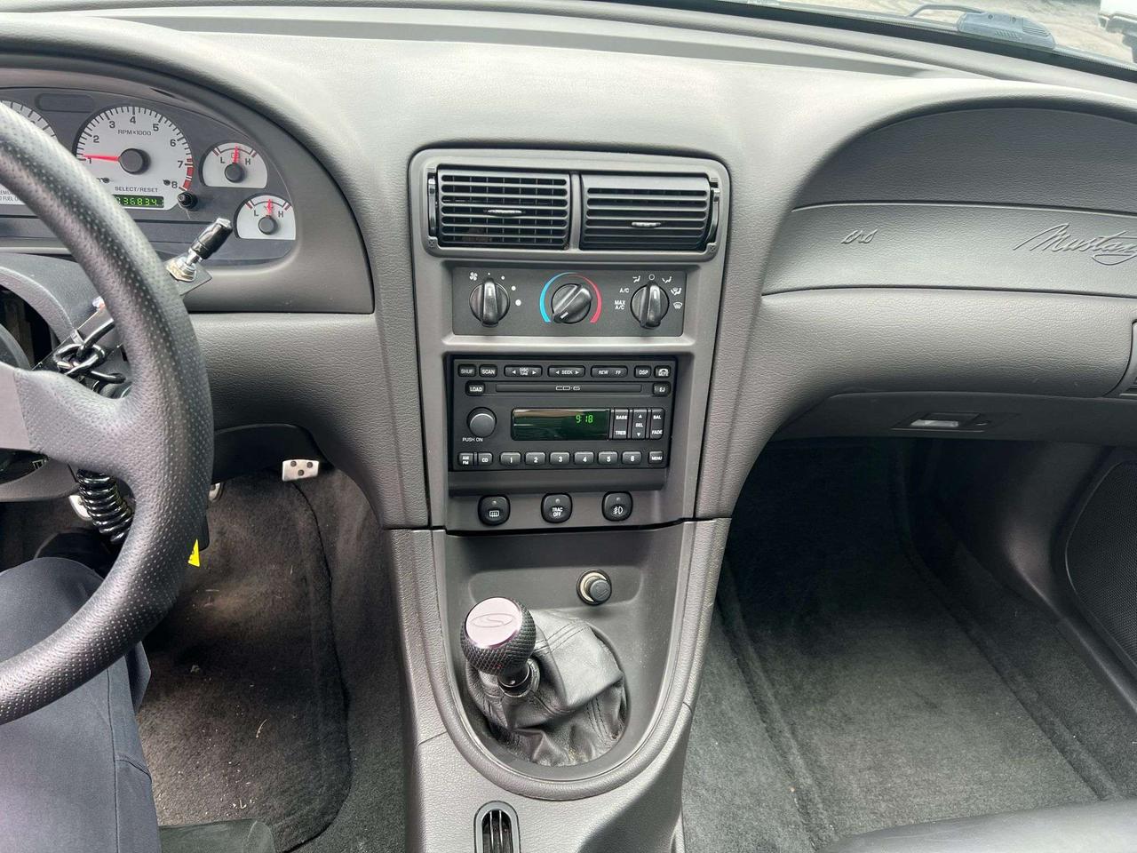 2001 Ford Mustang 2dr Cpe SVT Cobra only 36834kms Photo