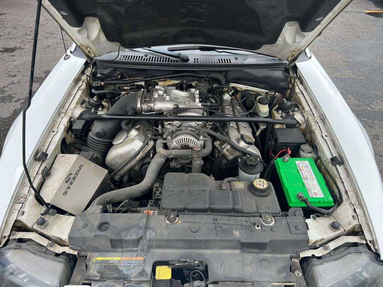 2001 Ford Mustang 2dr Cpe SVT Cobra only 36834kms Photo
