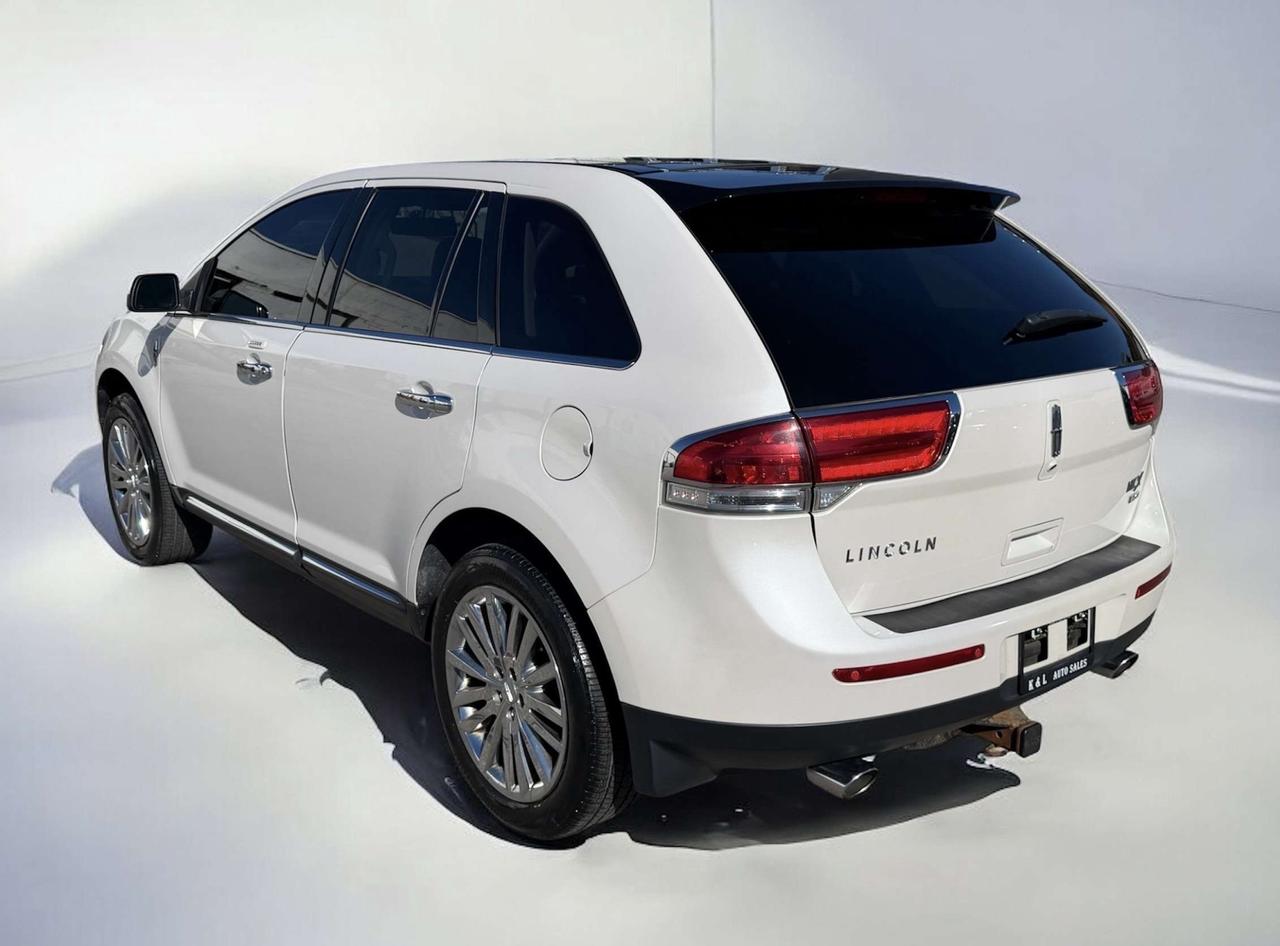 2011 Lincoln MKX AWD ~ LEATHER ~ NAV ~ DUAL SUNROOF Photo3