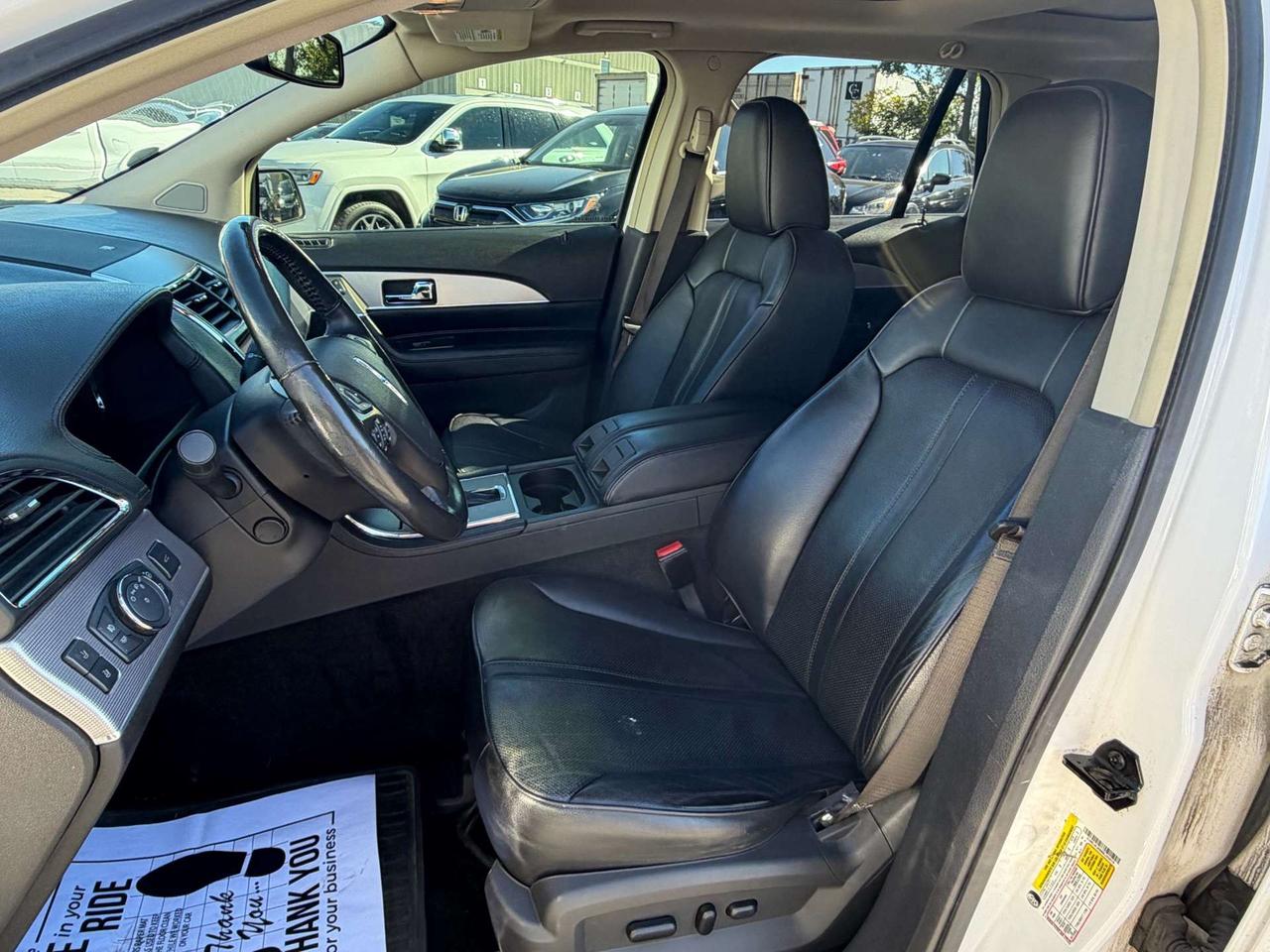 2011 Lincoln MKX AWD ~ LEATHER ~ NAV ~ DUAL SUNROOF Photo
