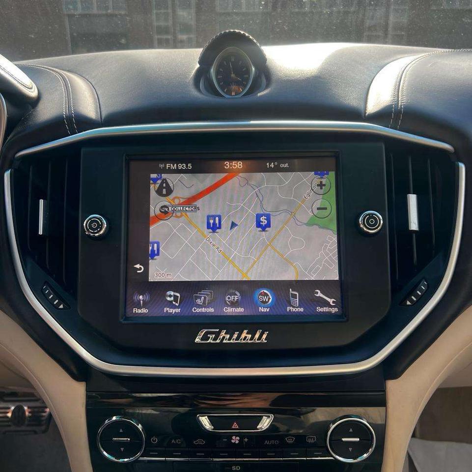 2015 Maserati Ghibli SQ4, SUNROOF, PADDLE SHIFT, NAV, BACKUP CAM Photo