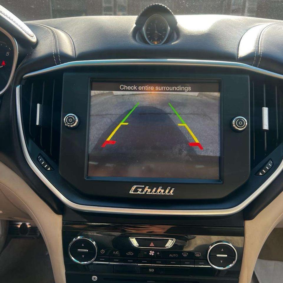 2015 Maserati Ghibli SQ4, SUNROOF, PADDLE SHIFT, NAV, BACKUP CAM Photo