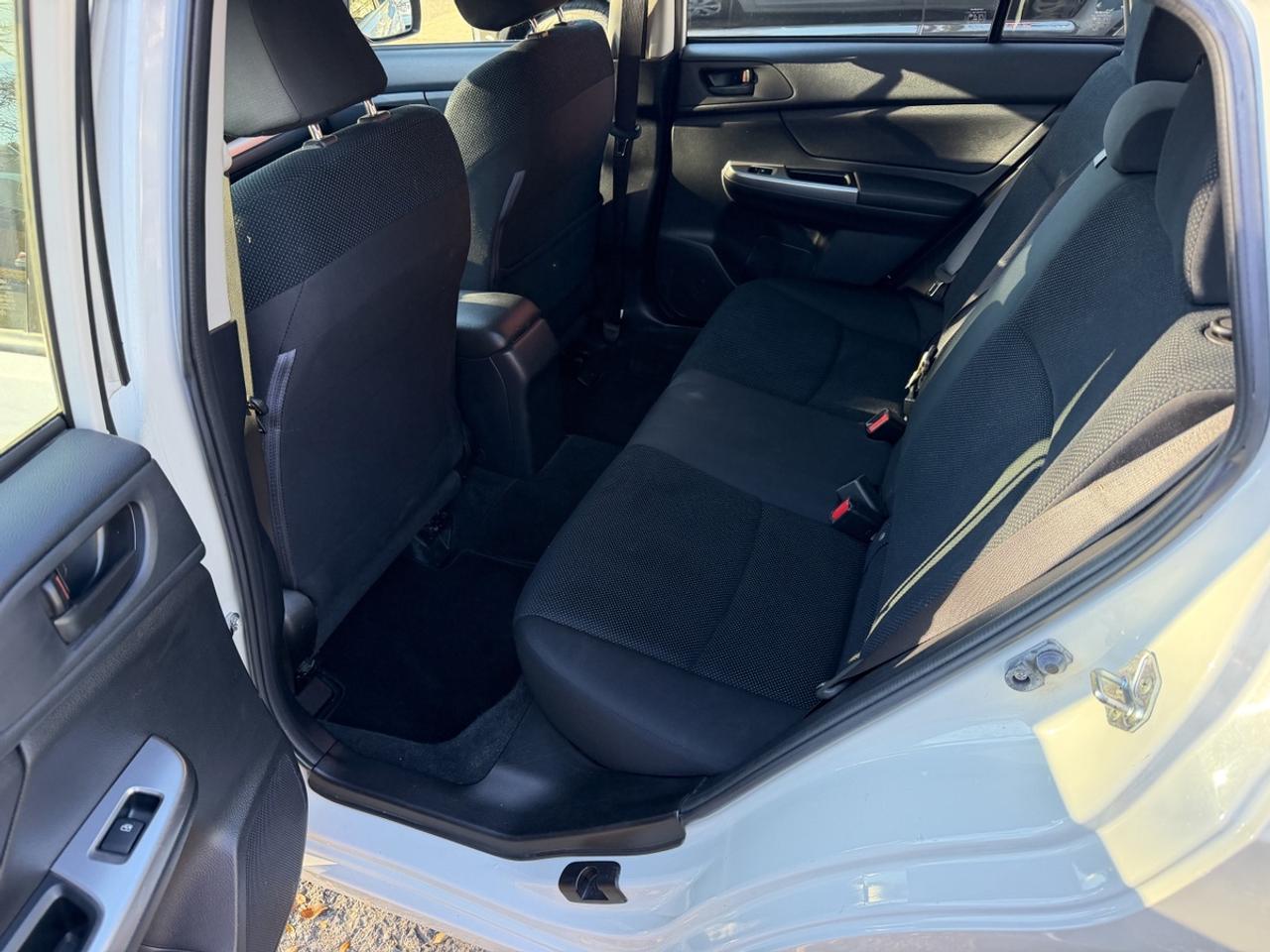 2016 Subaru Impreza 2.0i Photo