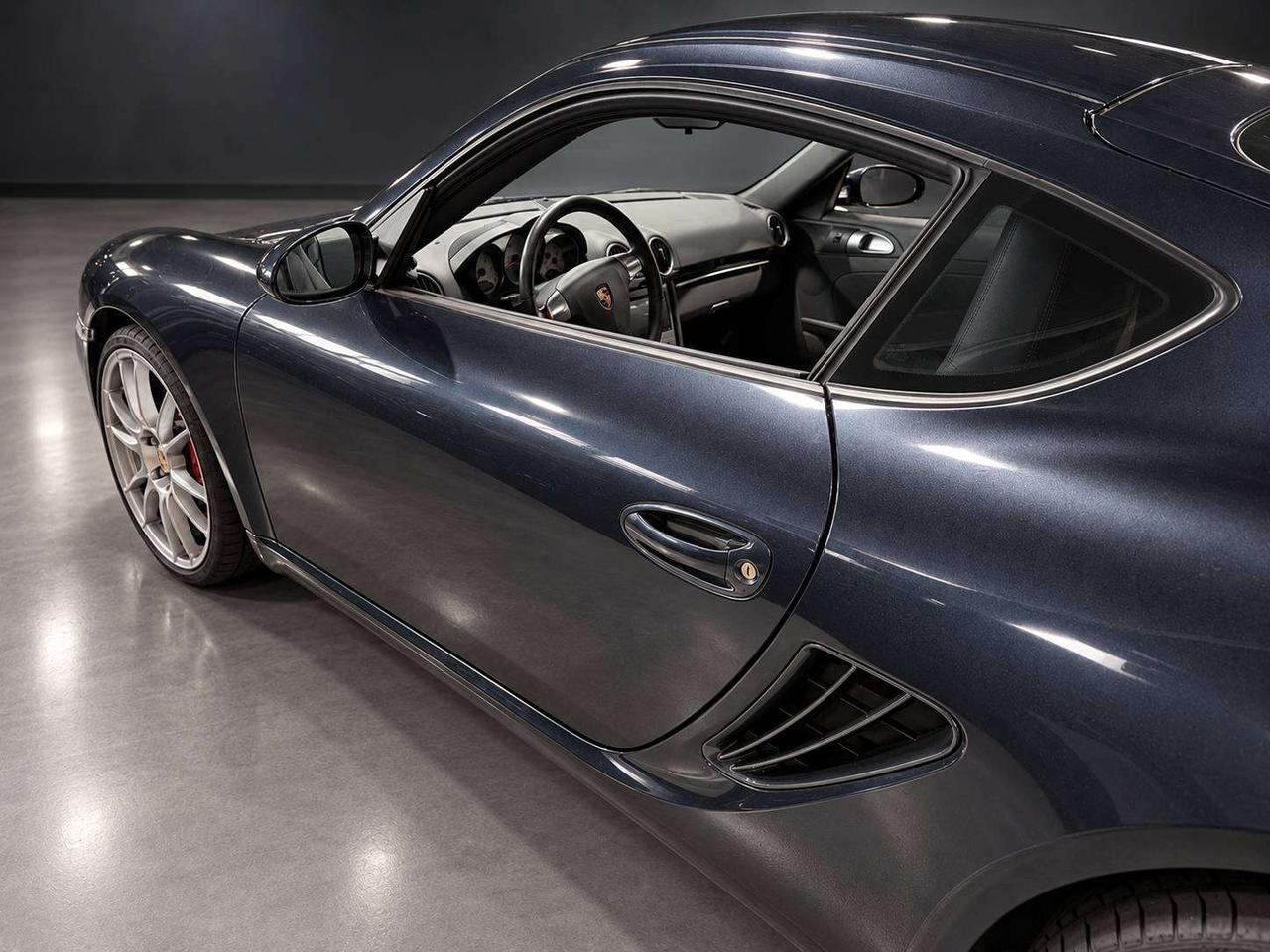 2006 Porsche Cayman S Photo