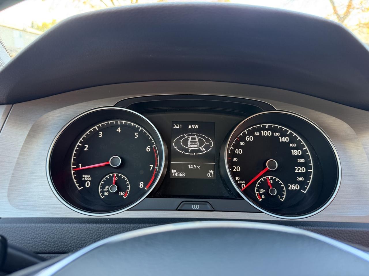 2015 Volkswagen Golf 1.8 TSI Photo