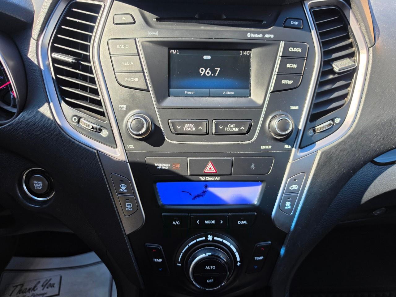 2016 Hyundai Santa Fe XL AWD 4dr 3.3L Auto Luxury Adventure Ed Photo
