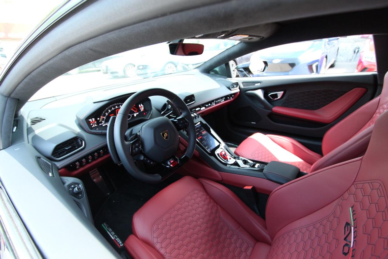 2023 Lamborghini Huracan EVO AWD Photo