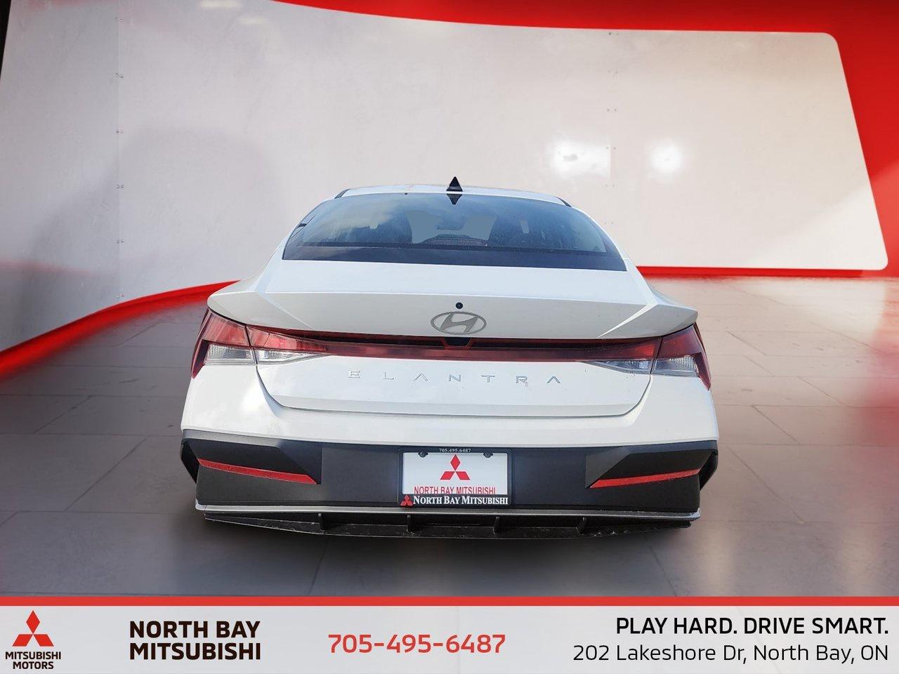 2025 Hyundai Elantra Essential Photo2