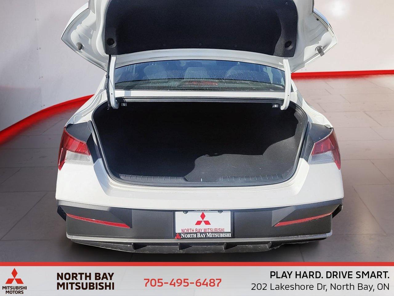2025 Hyundai Elantra Essential Photo