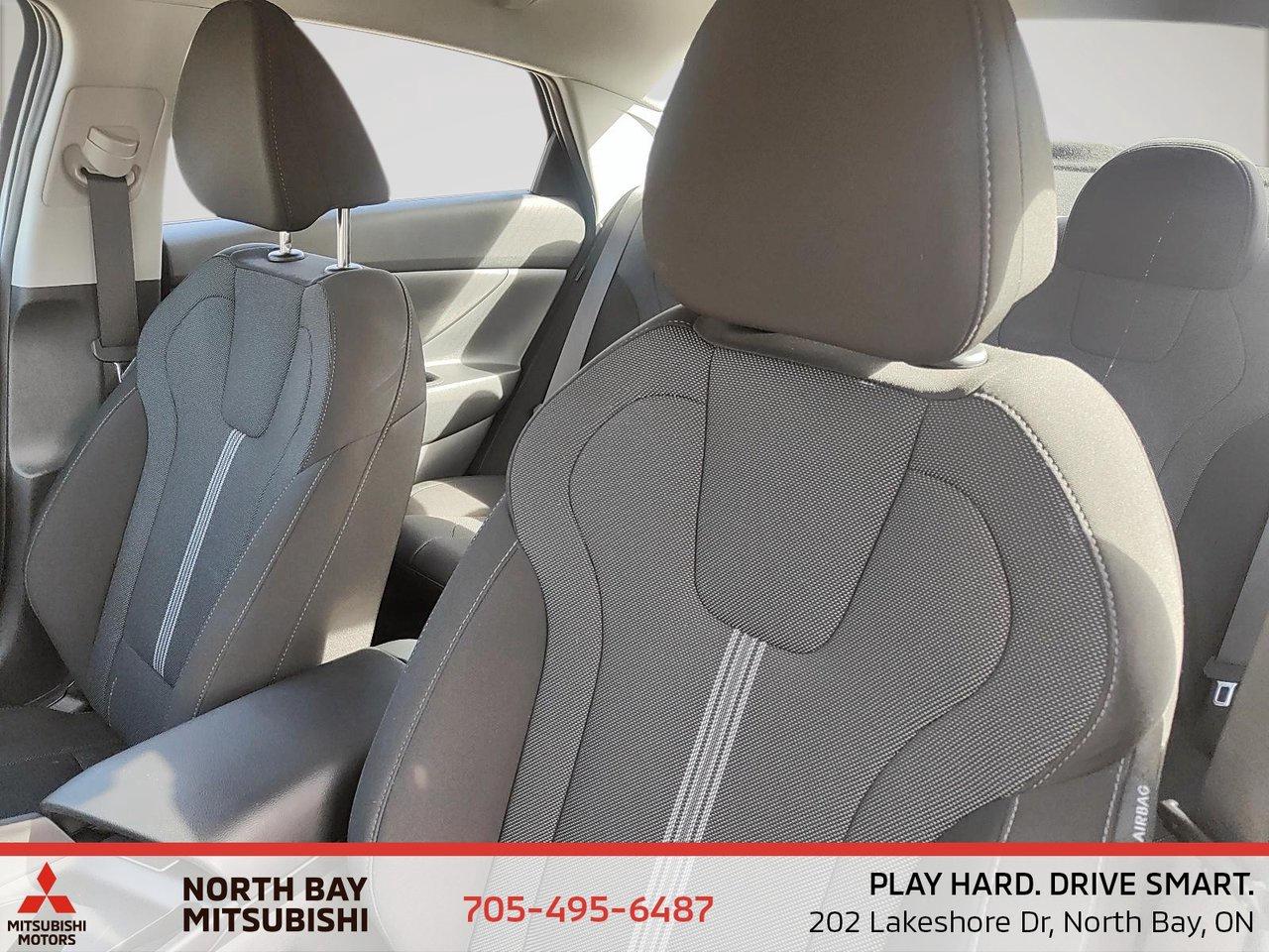 2025 Hyundai Elantra Essential Photo
