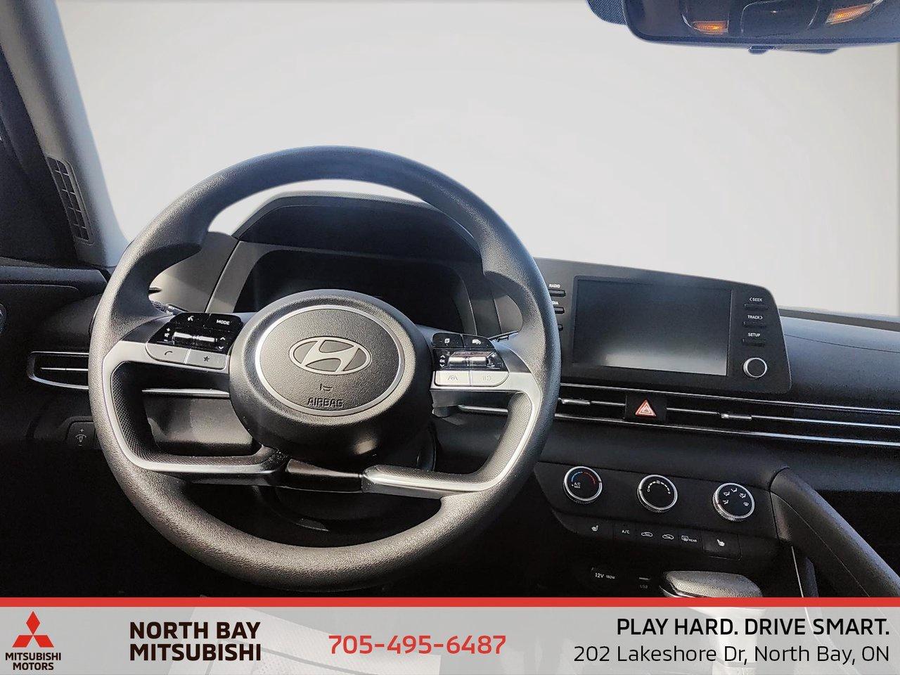 2025 Hyundai Elantra Essential Photo
