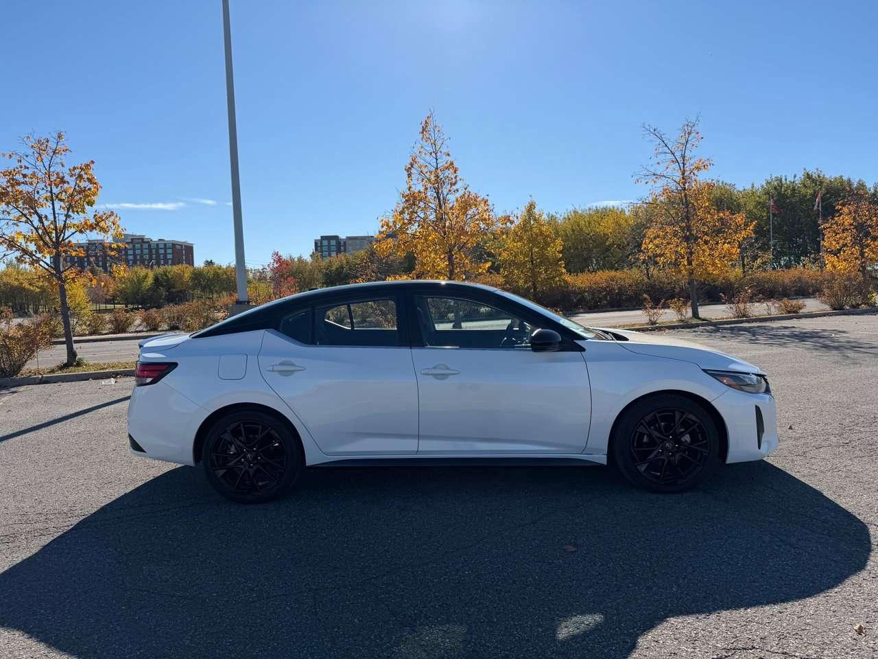 2025 Nissan Sentra SR Photo