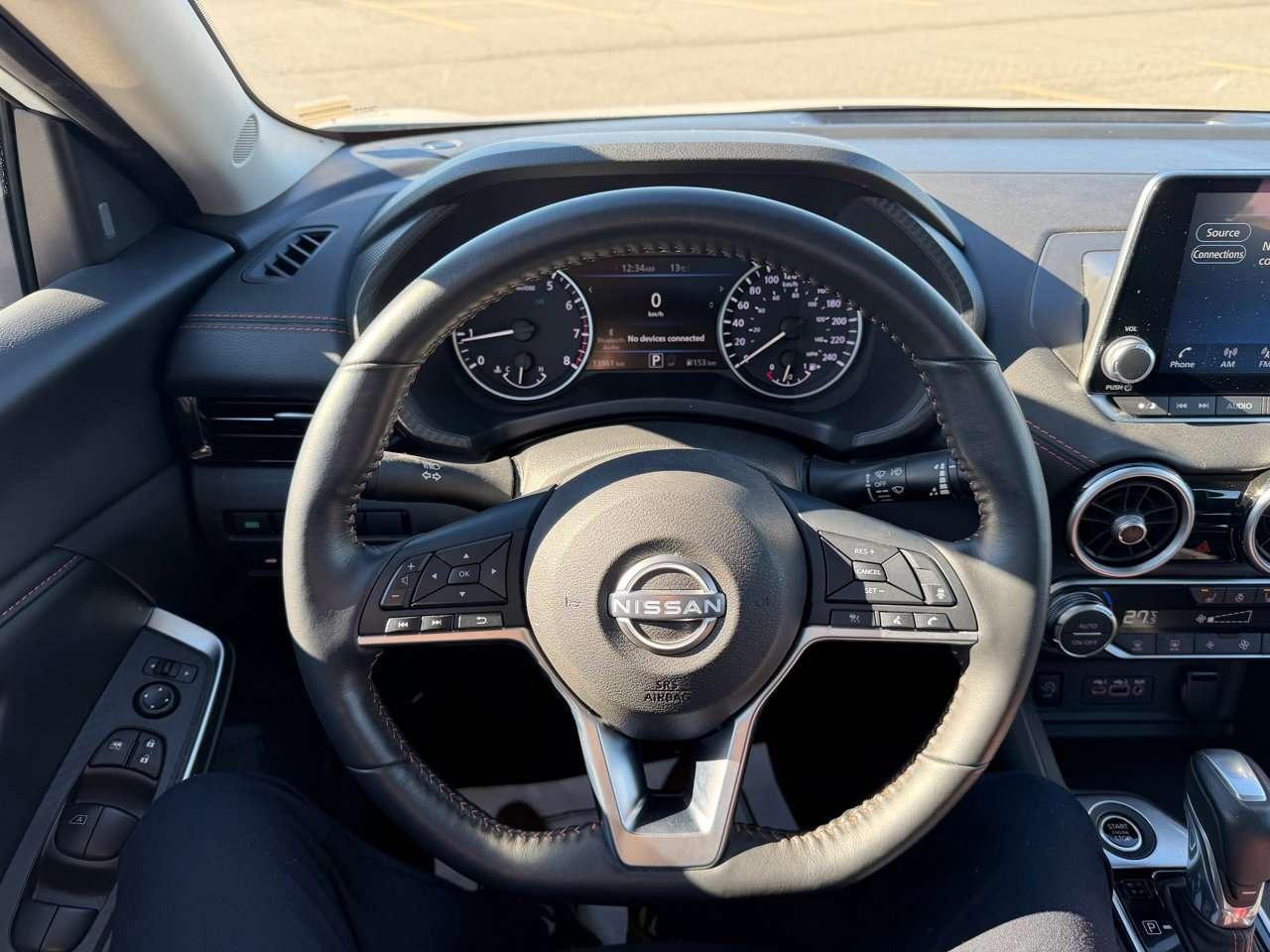 2025 Nissan Sentra SR Photo