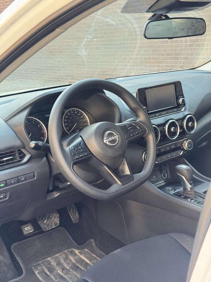 2024 Nissan Sentra S Plus Photo
