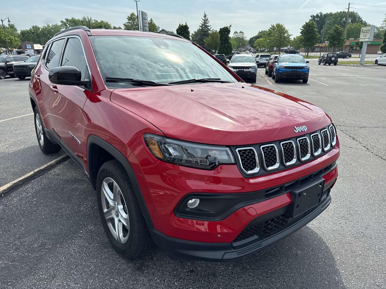 2024 Jeep Compass NORTH Photo
