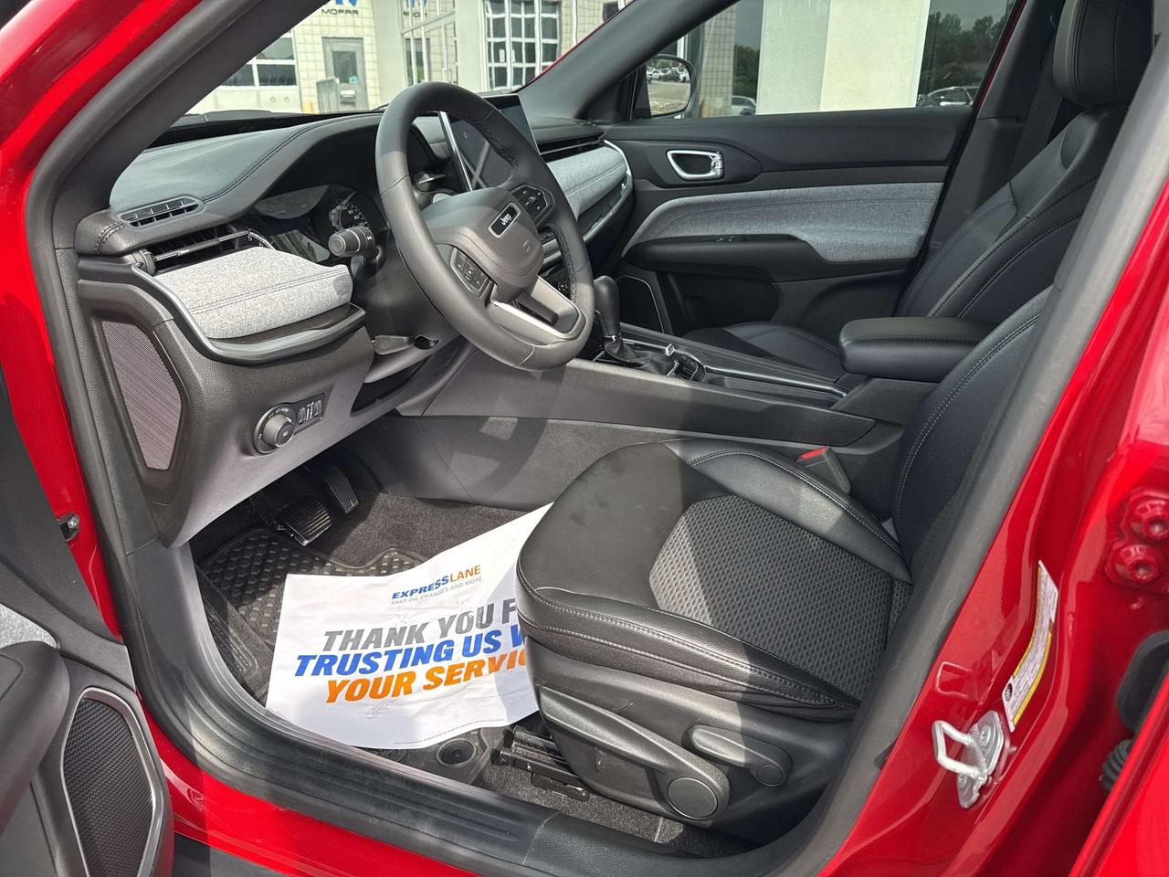 2024 Jeep Compass NORTH Photo