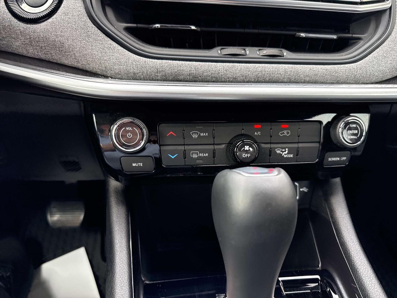 2024 Jeep Compass NORTH Photo