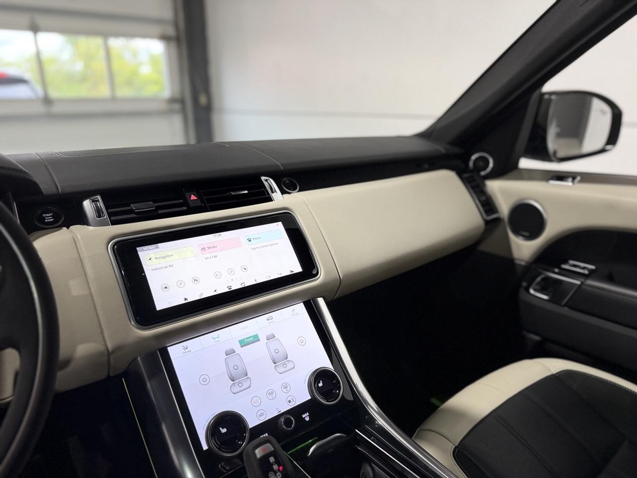 2020 Land Rover Range Rover Sport HST Photo