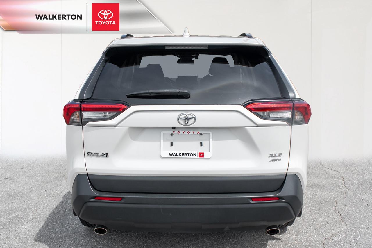 2022 Toyota RAV4 XLE 4dr All-wheel Drive Photo