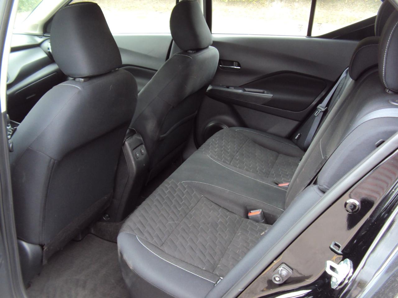 2022 Nissan Kicks SV Photo