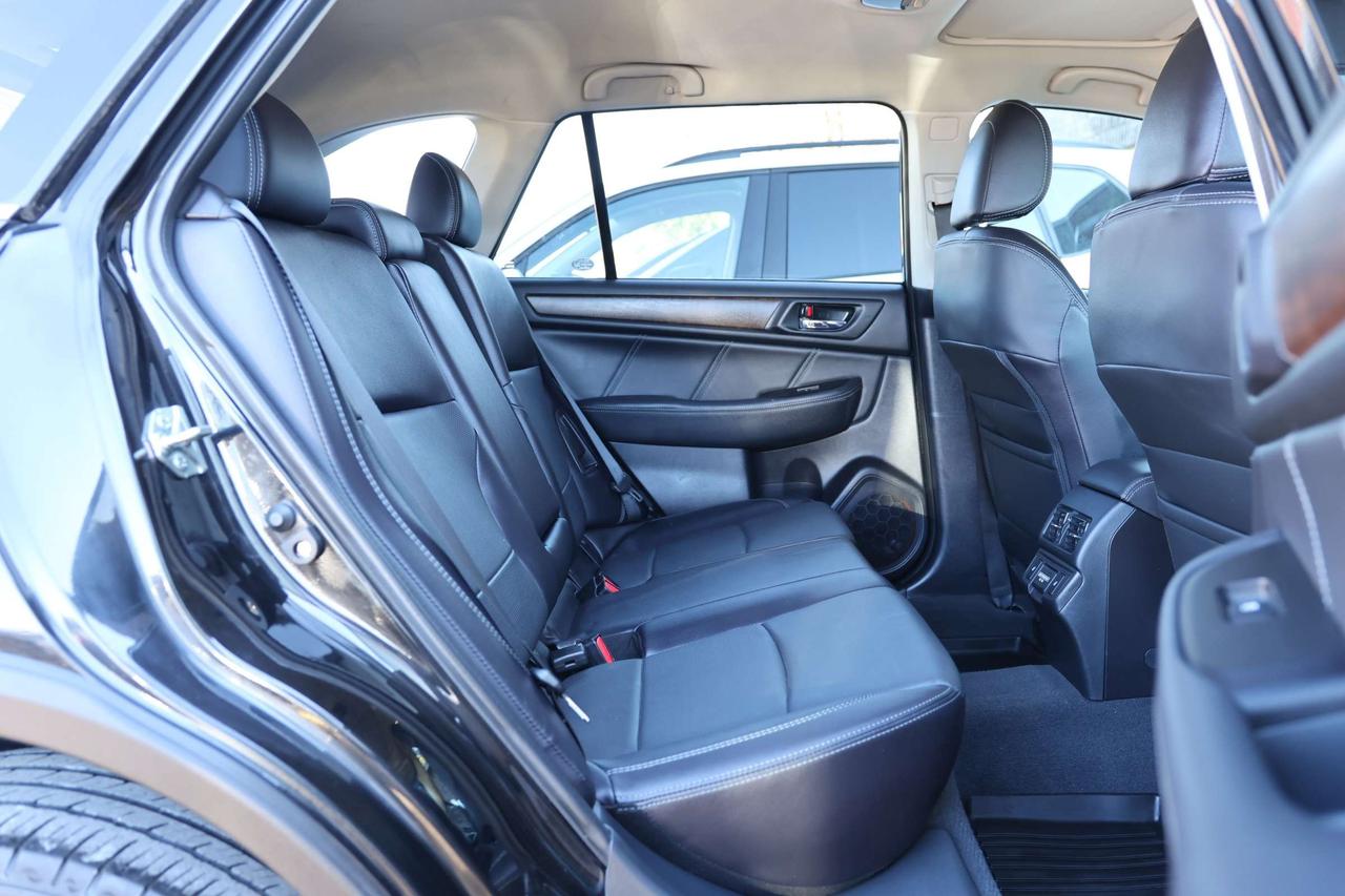 2018 Subaru Outback 3.6R-LIMITED-AWD-EYESIGHT PKG-R START/NAV/BCAM/ADAPT CRUISE/BLIS/FCW/LKA/LEATHER/H SEATS&STEERING/KEYLESS/CARPLAY/SUNROOF Photo
