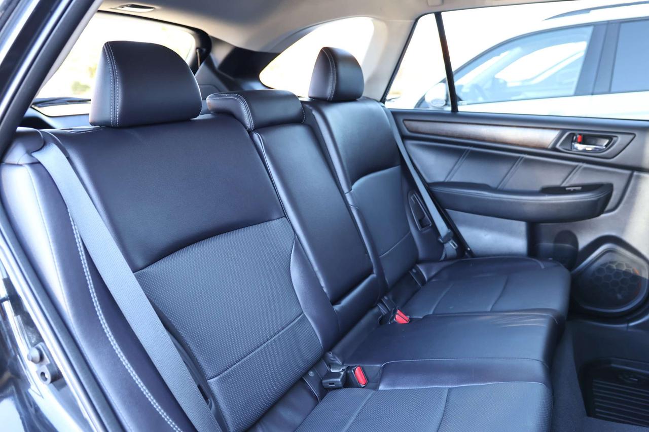 2018 Subaru Outback 3.6R-LIMITED-AWD-EYESIGHT PKG-R START/NAV/BCAM/ADAPT CRUISE/BLIS/FCW/LKA/LEATHER/H SEATS&STEERING/KEYLESS/CARPLAY/SUNROOF Photo