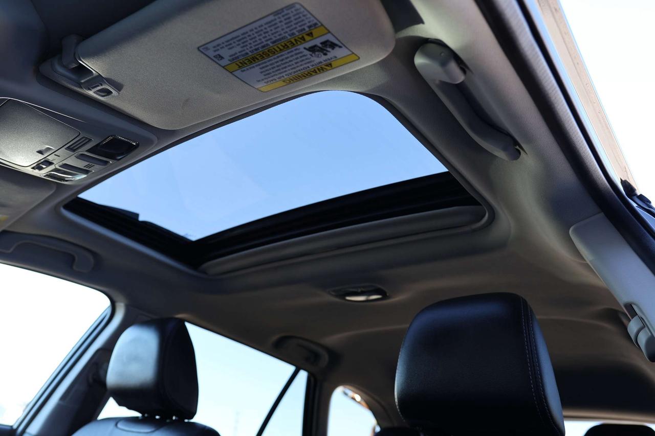 2018 Subaru Outback 3.6R-LIMITED-AWD-EYESIGHT PKG-R START/NAV/BCAM/ADAPT CRUISE/BLIS/FCW/LKA/LEATHER/H SEATS&STEERING/KEYLESS/CARPLAY/SUNROOF Photo