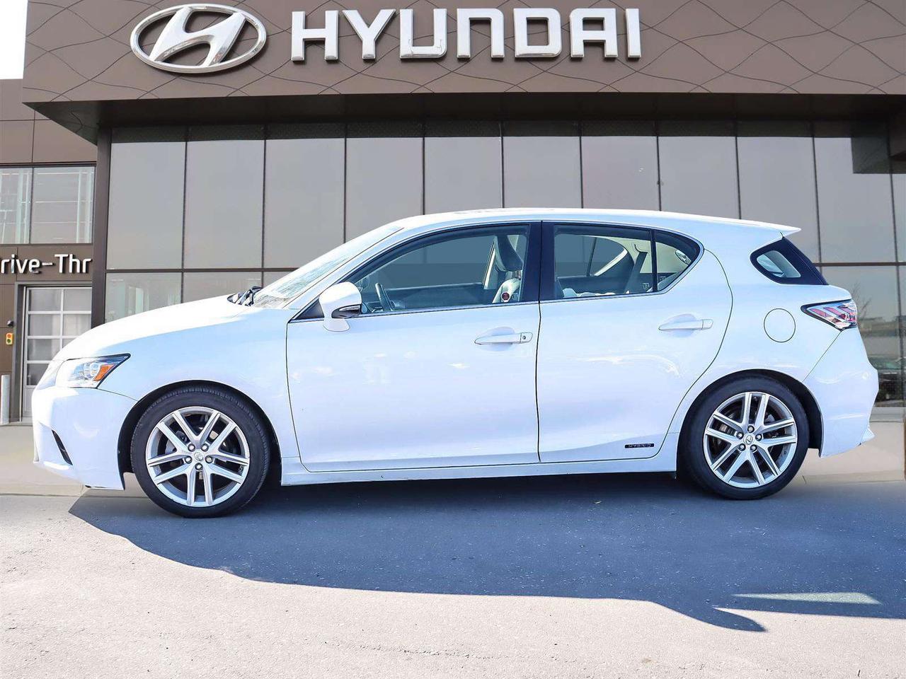 2014 Lexus CT 200h Base Photo4