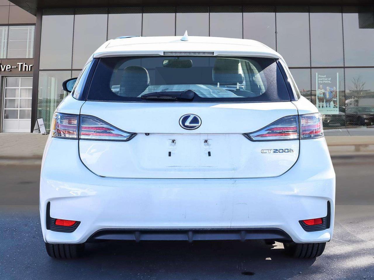 2014 Lexus CT 200h Base Photo