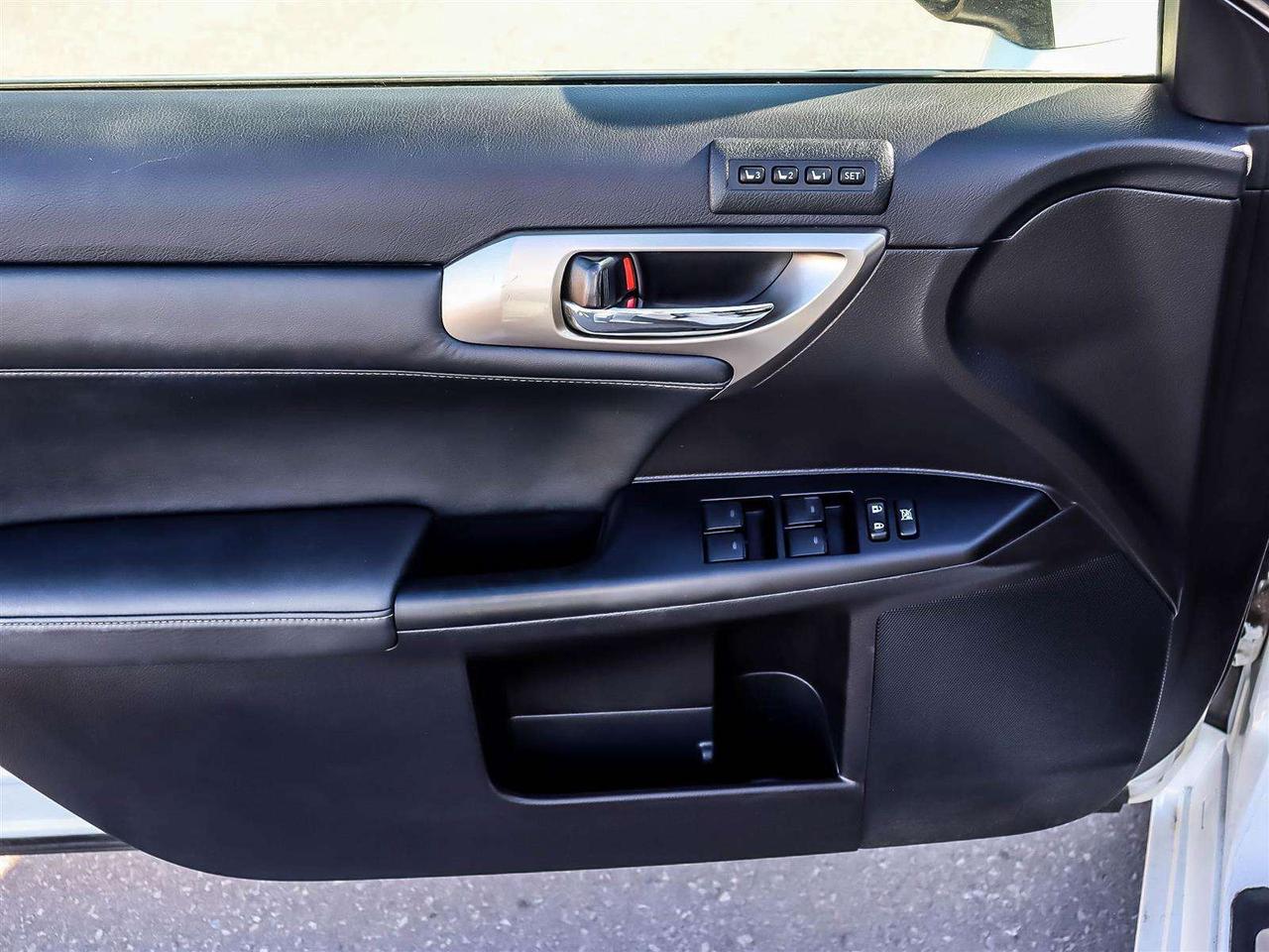2014 Lexus CT 200h Base Photo