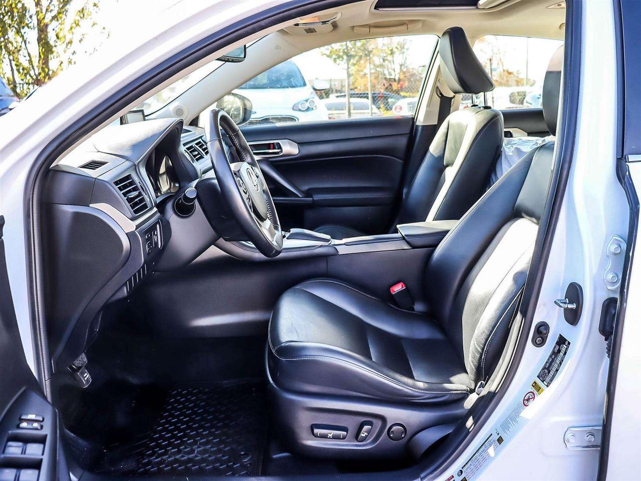 2014 Lexus CT 200h Base Photo