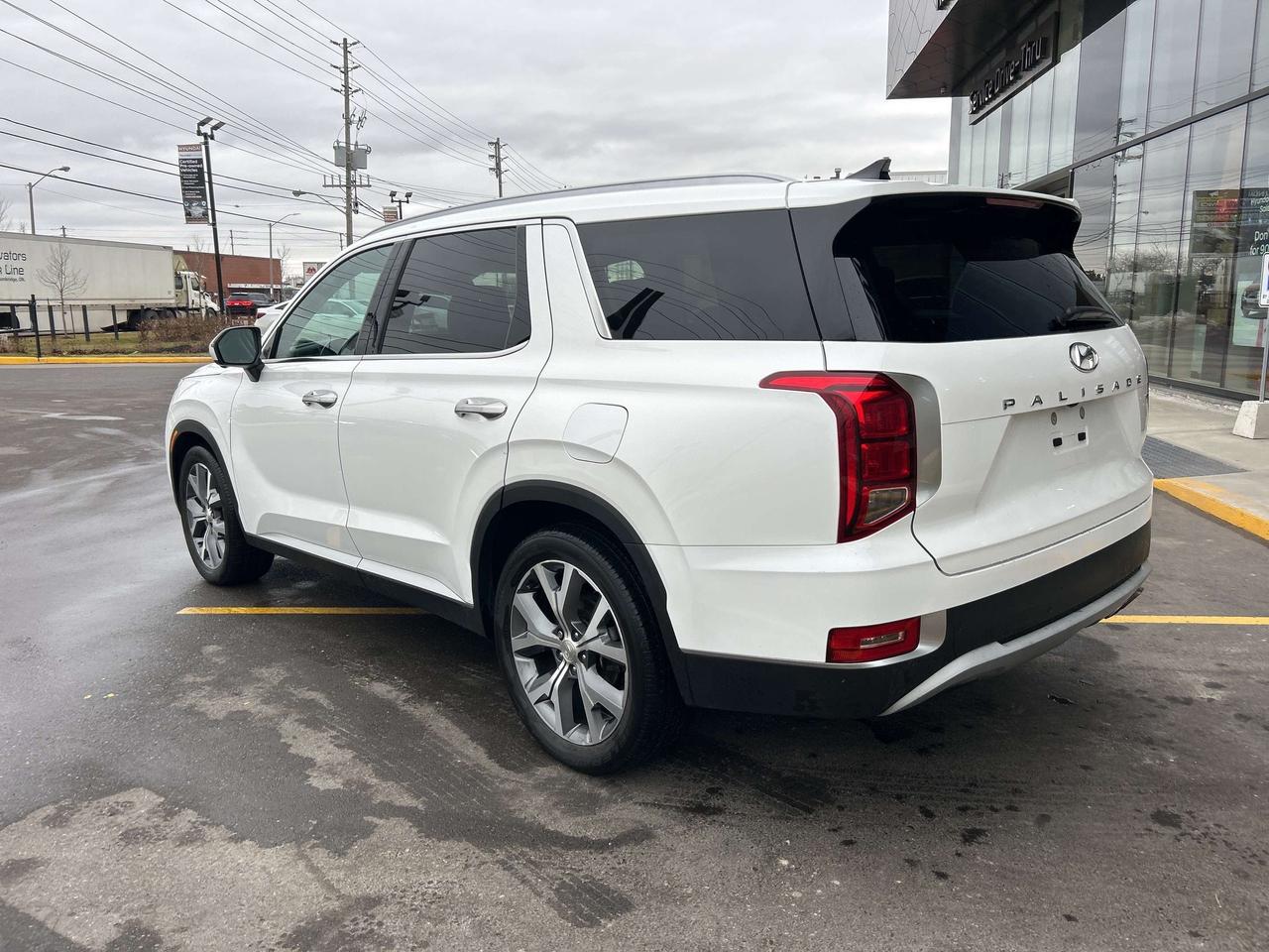 2022 Hyundai PALISADE CERTIFIED PRE-OWNED   Luxury 8-Pass Photo