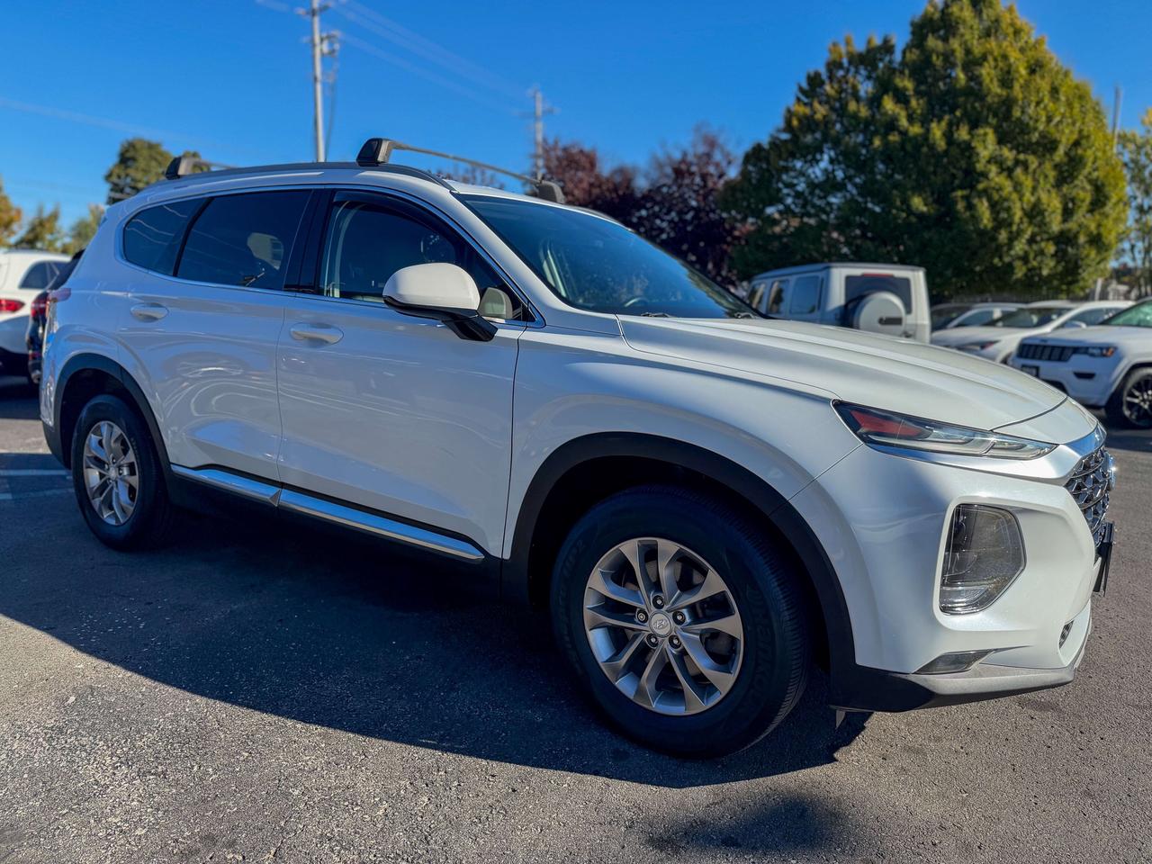 2020 Hyundai Santa Fe Essential/LOW KM/NO ACCIDENTS/CAMERA/REMOTE/APPLE Photo