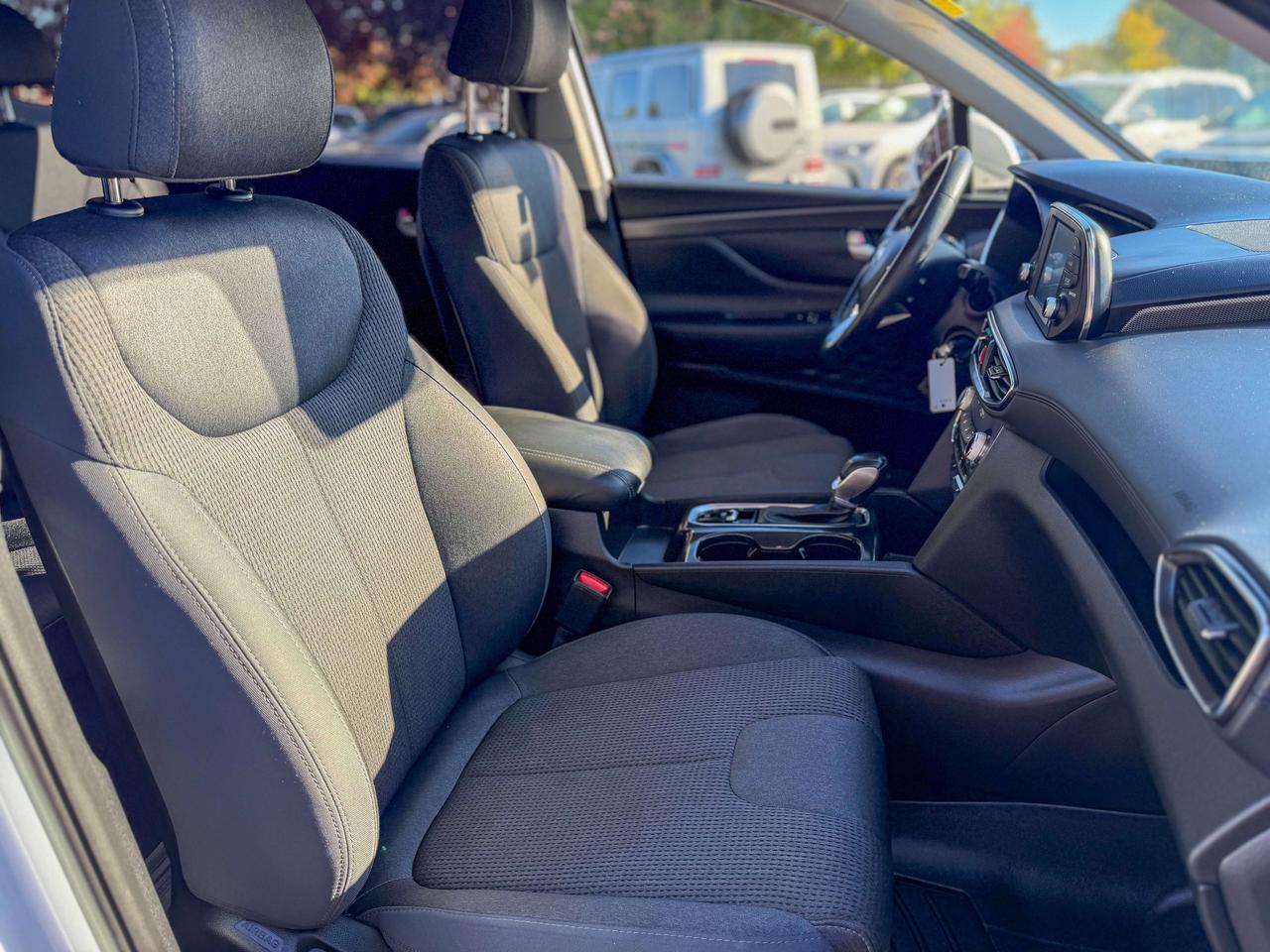2020 Hyundai Santa Fe Essential/LOW KM/NO ACCIDENTS/CAMERA/REMOTE/APPLE Photo
