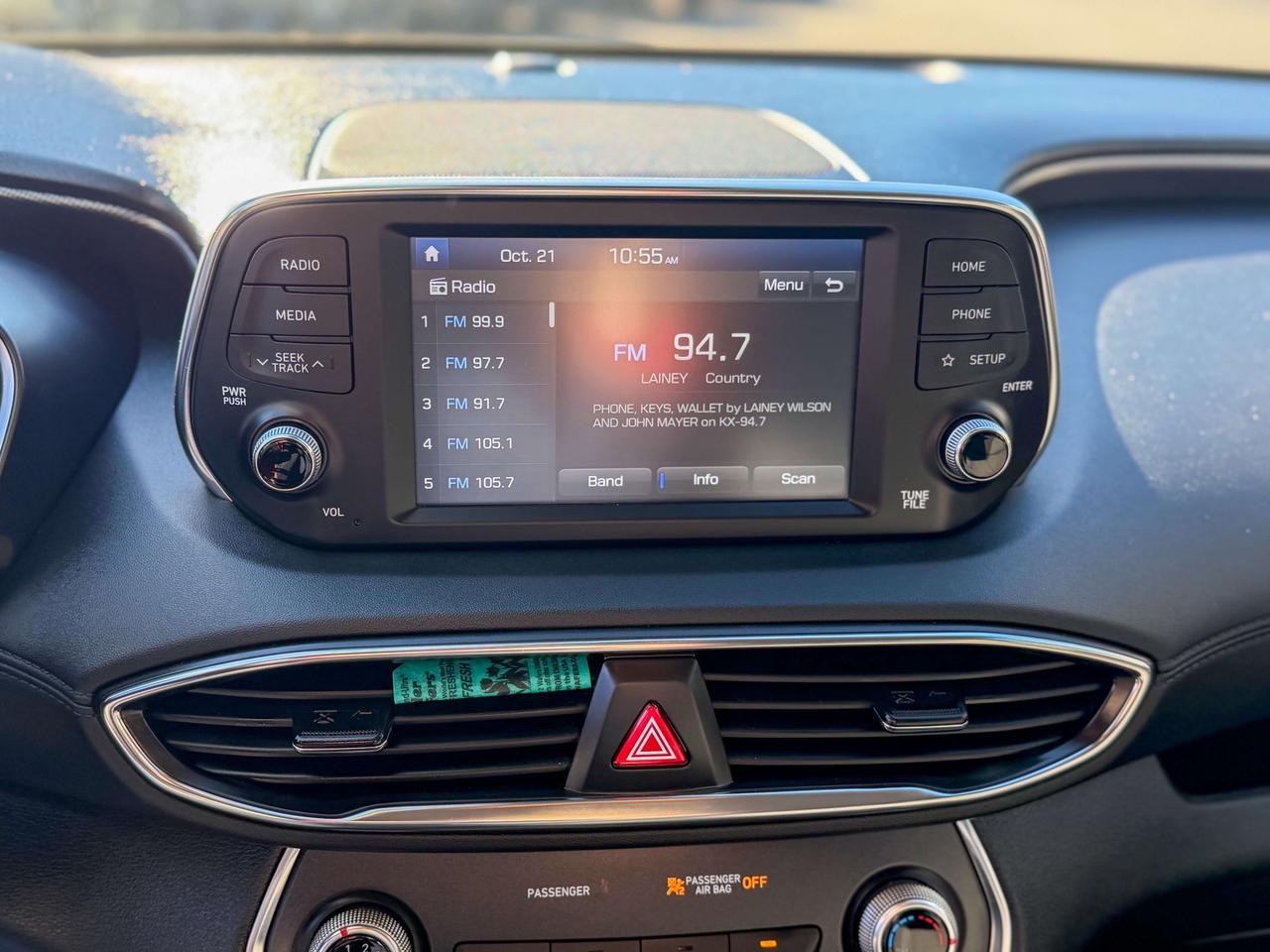 2020 Hyundai Santa Fe Essential/LOW KM/NO ACCIDENTS/CAMERA/REMOTE/APPLE Photo